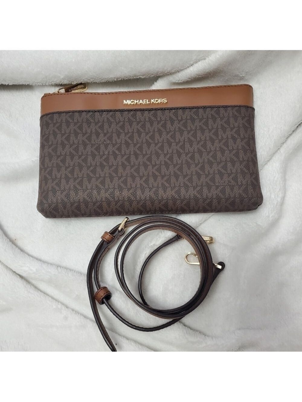Michael Kors Brown Signature Jet Set Large Crossbody Pouch
